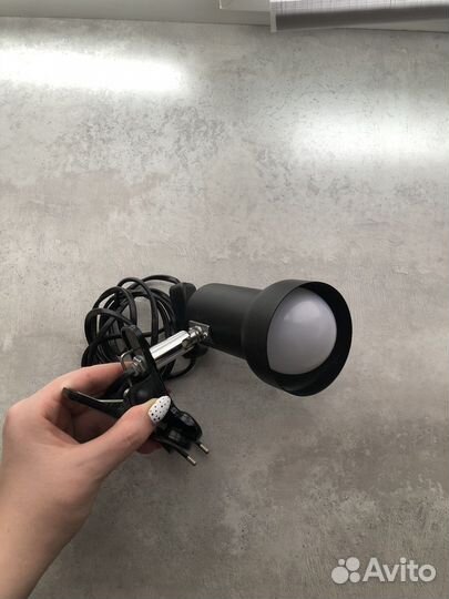 Лампа на прищепке