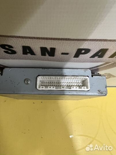 Ниссан Murano Z52 Блок управления камерой