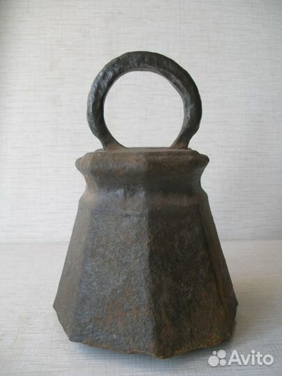 Гиря старинная пудовая чугунная 16 кг