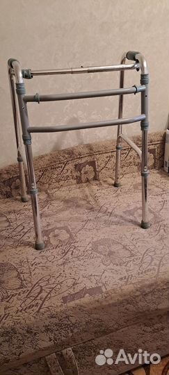 Ходунки для взрослых