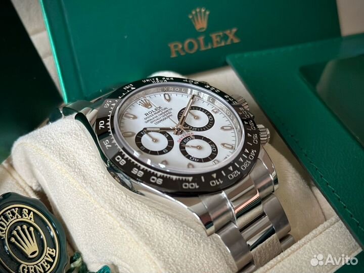 Часы Rolex Daytona белые