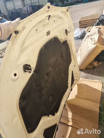 Bmw 8 G14 G15 G16 капот A300 белый