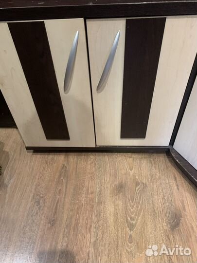 Прихожая угловая бу