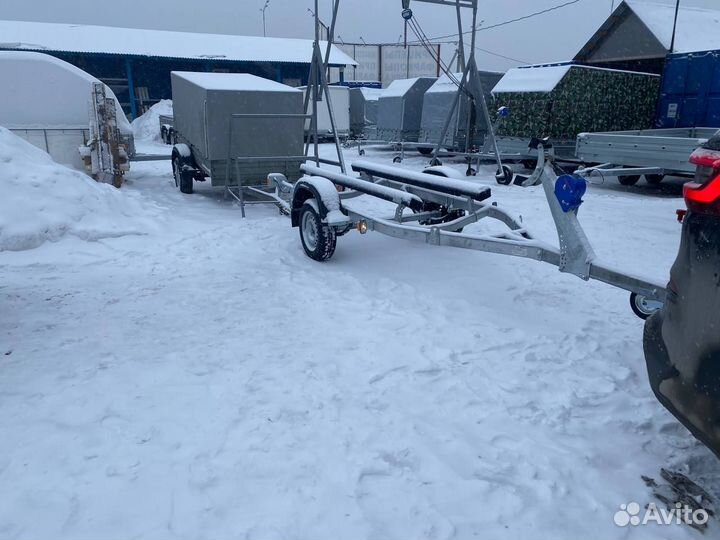 Прицеп для гидроцикла или лодки до 3,9м