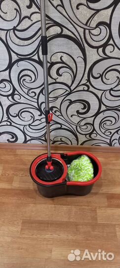 Ведро для мытья пола со шваброй