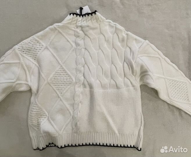 Свитер женский zarina