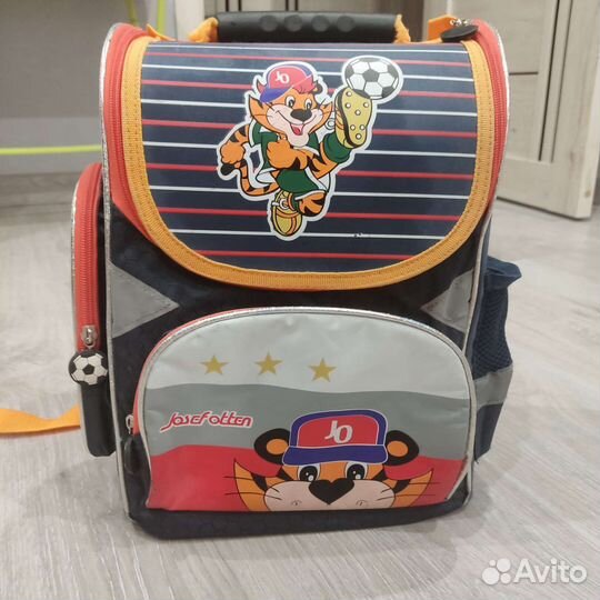 Портфель школьный