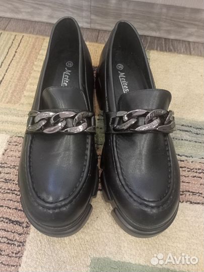 Лоферы женские