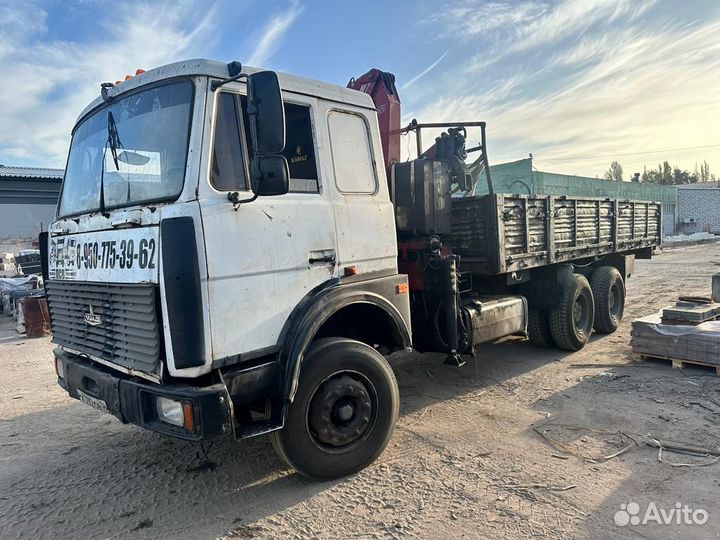 МАЗ 630305-220 с КМУ, 2007