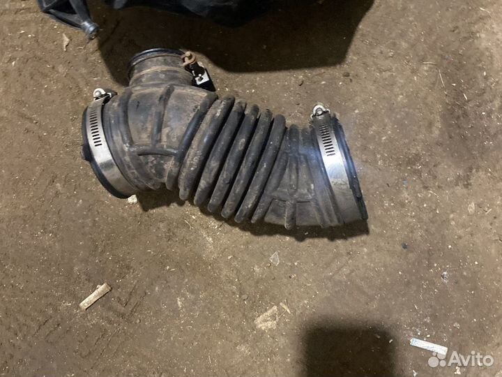 Корпус воздушного фильтра Renault Koleos