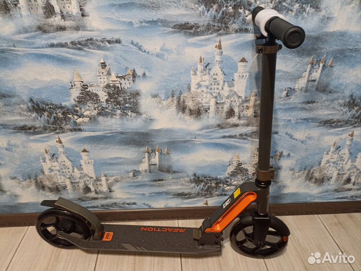 Самокат Reaction, 200 мм