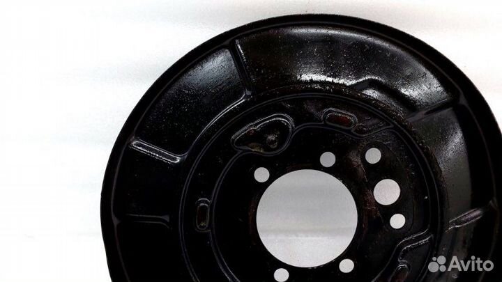 Пыльник тормозного диска задний левый Nissan