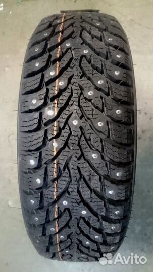 Nokian Tyres Hakkapeliitta 9 235/55 R17 103T
