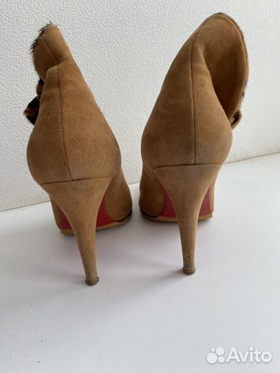 Оригинал Christian Louboutin 37 р. натур. замш