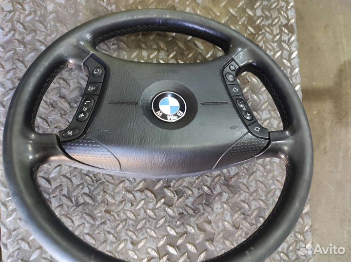 Рулевое колесо bmw e83