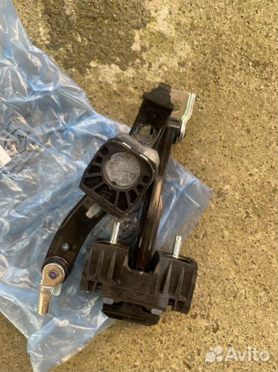 Доводчики дверей калина2