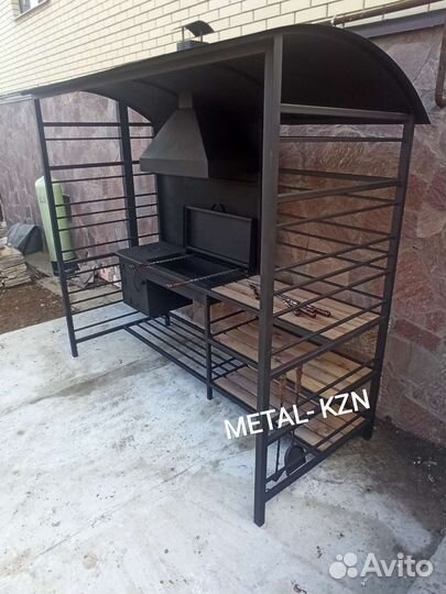 Мангал с печью и вытяжным зонтом