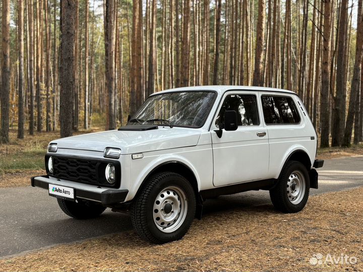 LADA 4x4 (Нива) 1.7 МТ, 1999, 180 000 км