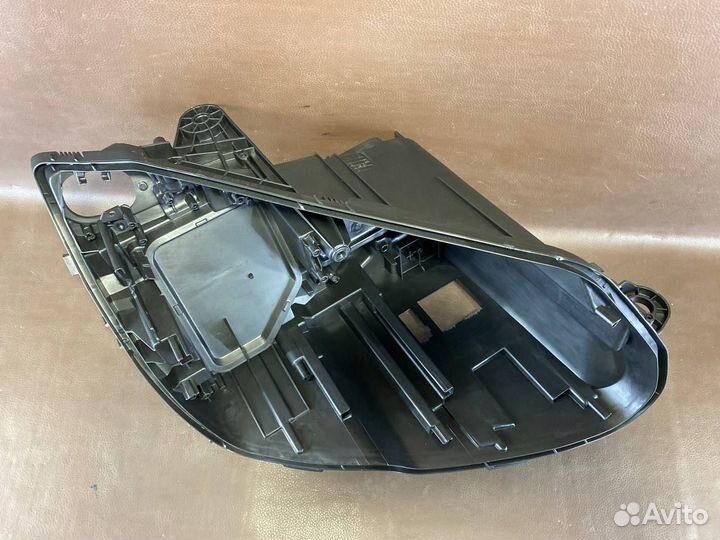 Корпус фары правой для Mercedes-Benz C-klasse W205