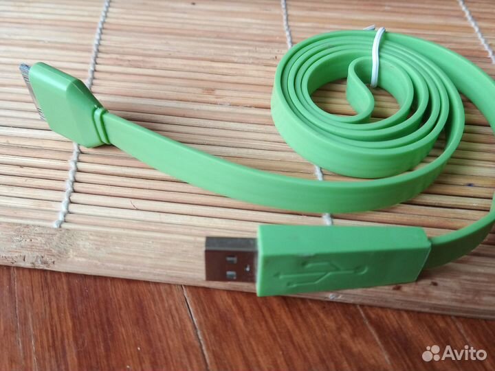 Кабель для зарядки iPhone 4 и 4s