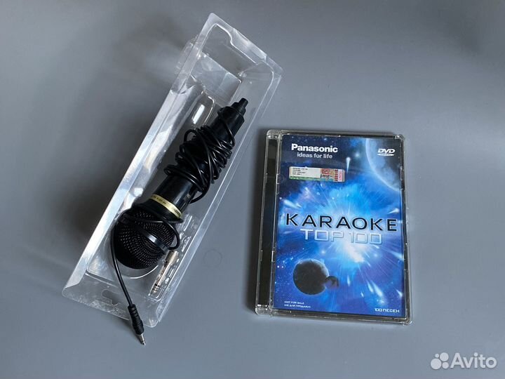 Караоке с микрофоном