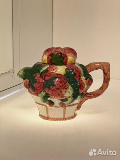 Заварочный чайник ягодка