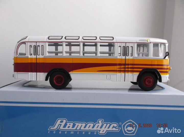 Модель автобуса