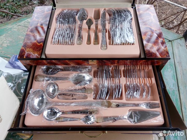 Столовый набор 72 предмета