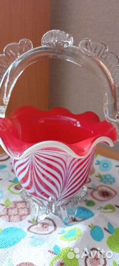 Ваза ссср-Цветное стекло-Красный май