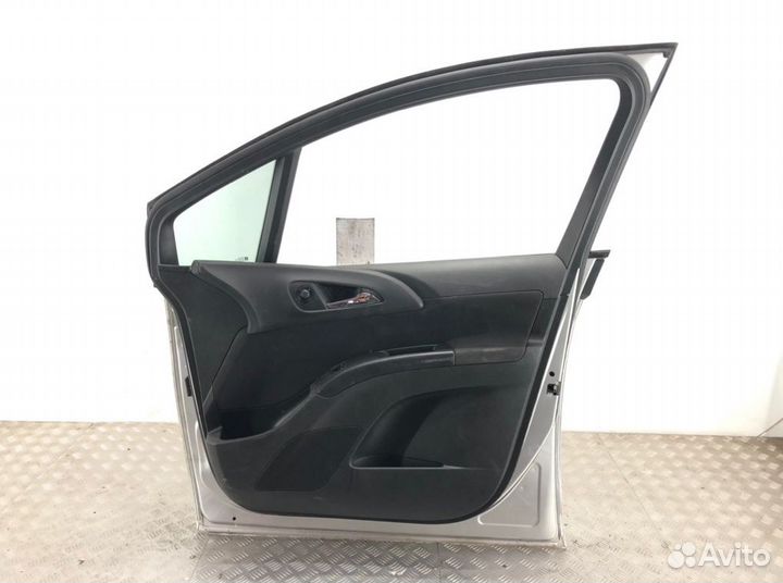 Дверь боковая Opel Meriva B (2010-2014)