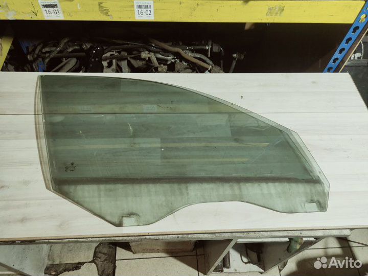 Стекло двери переднее правое Bmw 5 E60 2005