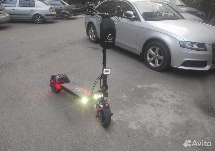 Электросамокат kugoo G1
