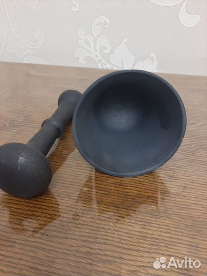 Ступка чугун с пестиком.Ступка чугун с пестиком