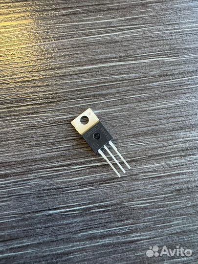 Транзистор SPP03N60C3