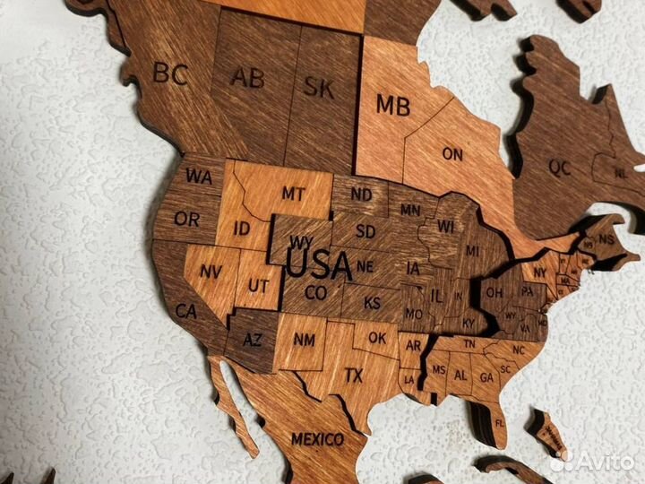 Карта мира из дерева