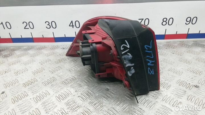 Фонарь задний правый Volkswagen Passat