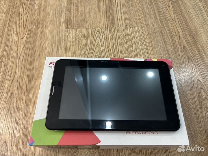 Планшет supra