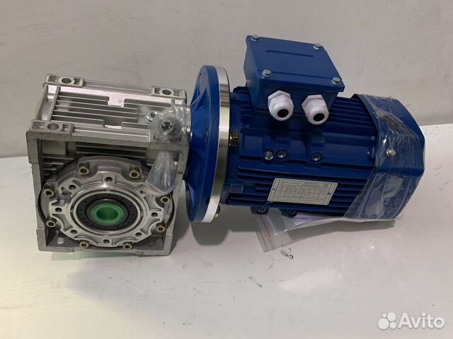 Мотор редуктор червячный nmrv075 передаточное i40