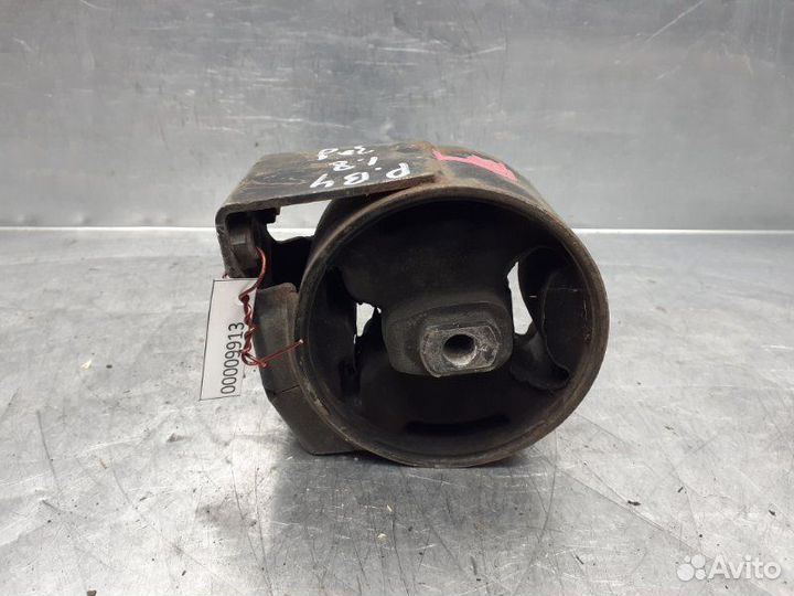 Опора двигателя правая Volkswagen Passat B3