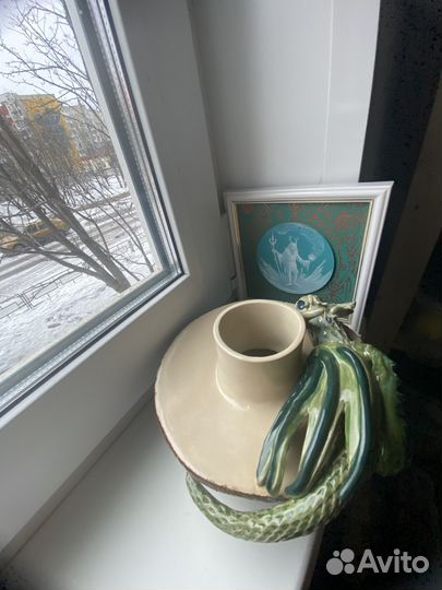 Ваза с драконом,керамика