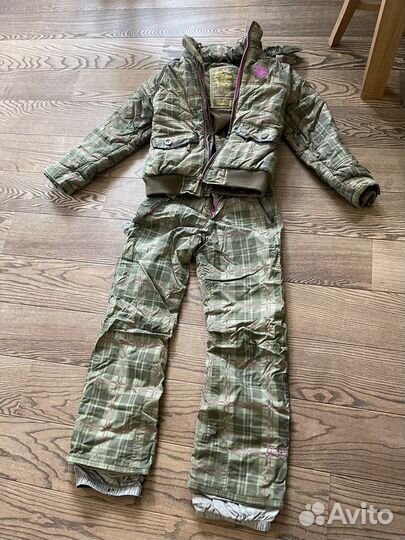 Сноубордический костюм горный женский 40