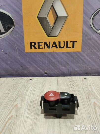 Кнопка аварийной сигнализации Renault clio 3