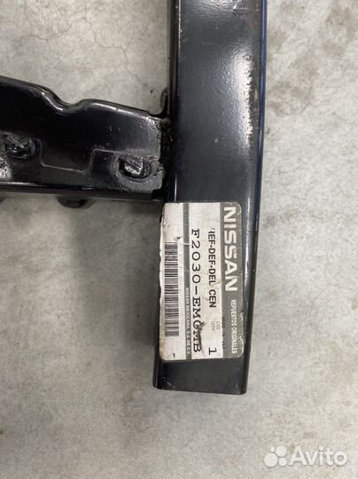 Усилитель переднего бампера нижний Nissan Tiida