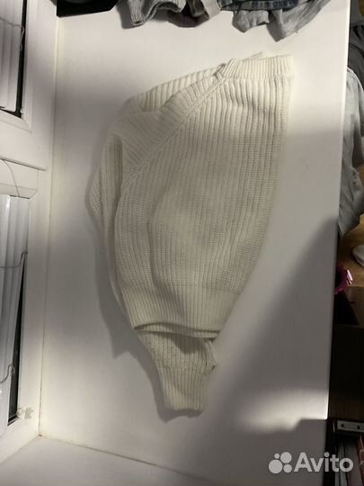 Свитер женский