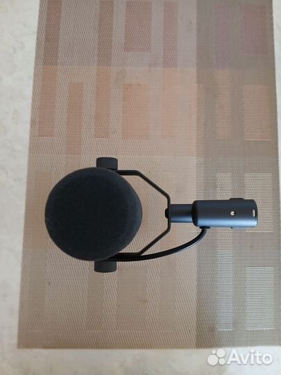 Микрофон Shure sm7b