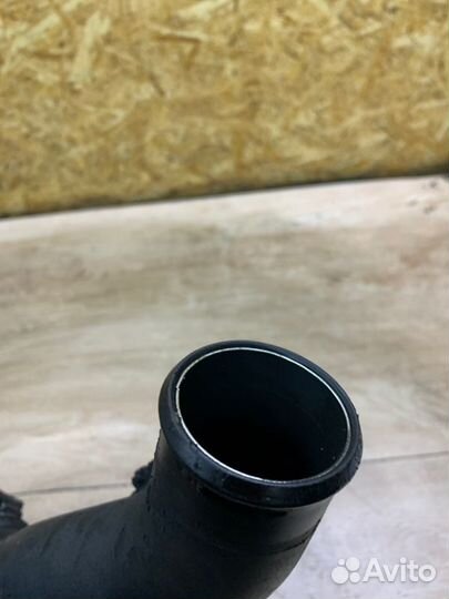 Патрубок интеркулера Ford Transit Connect минивэн