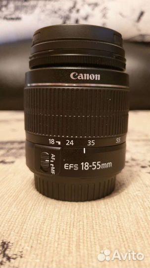 Зеркальный фотоаппарат