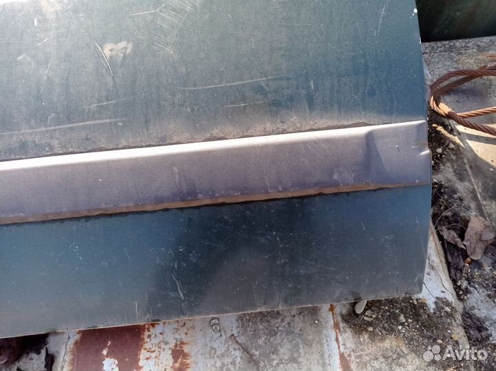 Дверь передняя правая Фольксваген гольф-2