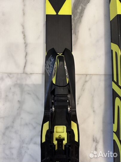 Беговые лыжи fischer carbon lite