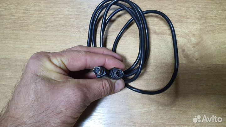 Кабели video 5м, 1м(S-video, DVI, VGA)